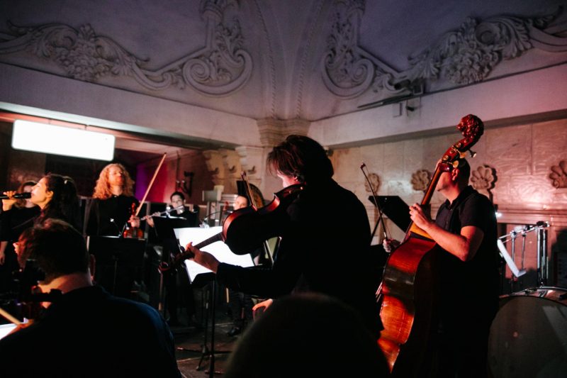 В московском метро запустили музыкально-образовательный проект «Привет, Москва». Изображение номер 2