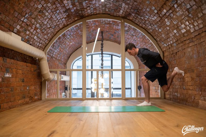 Упражнение дня: выпады от стены. Изображение номер 3