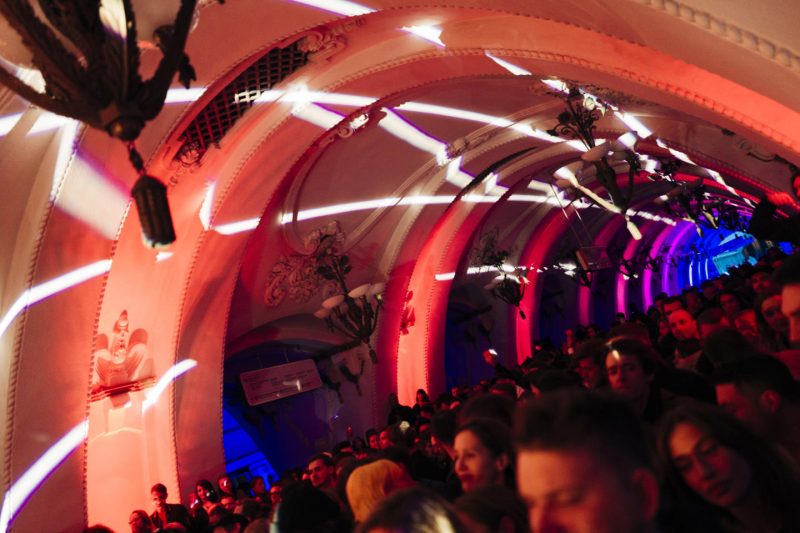 В московском метро запустили музыкально-образовательный проект «Привет, Москва». Изображение номер 3