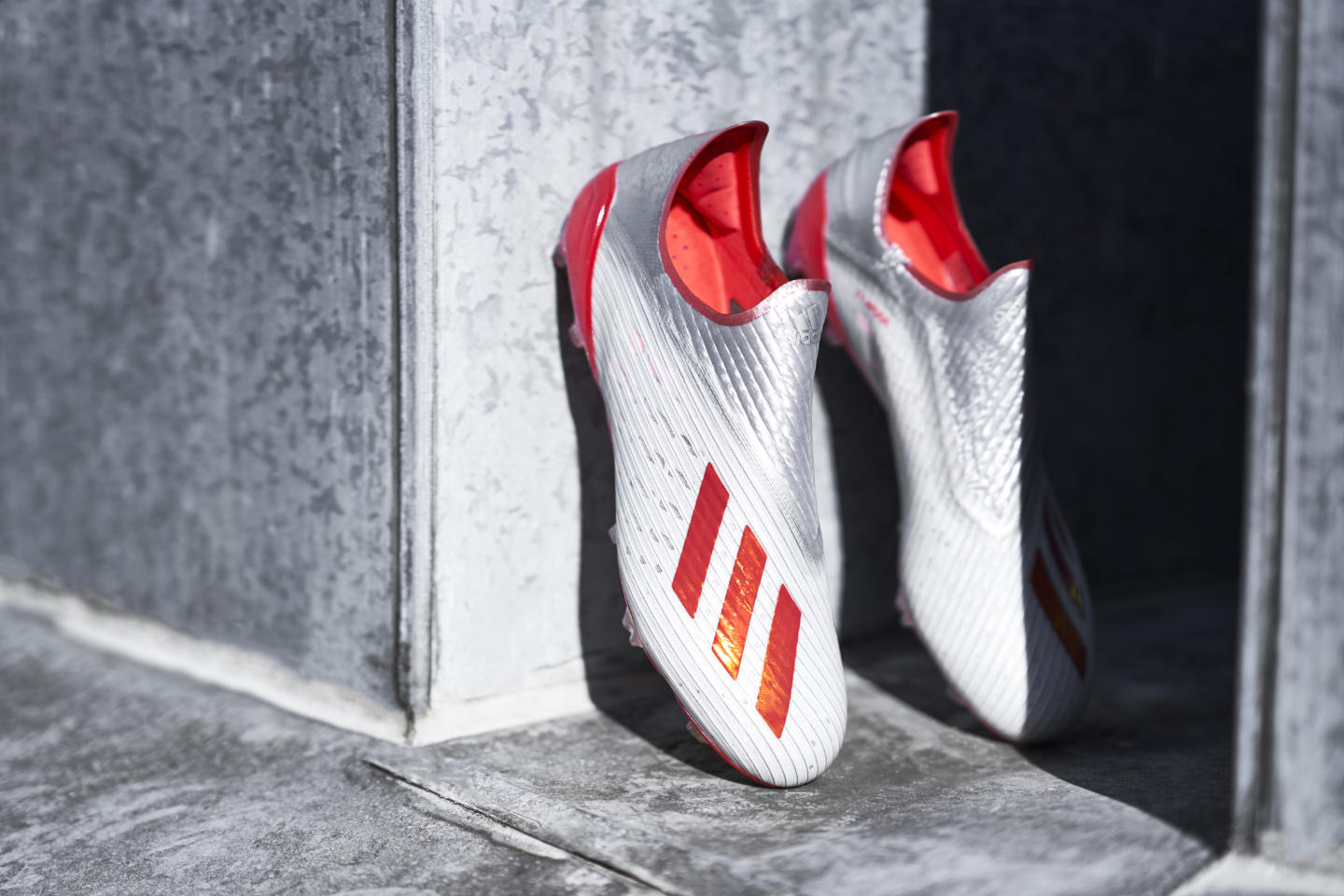 adidas представил коллекцию футбольных бутс 302 Redirect Pack. Изображение номер 4