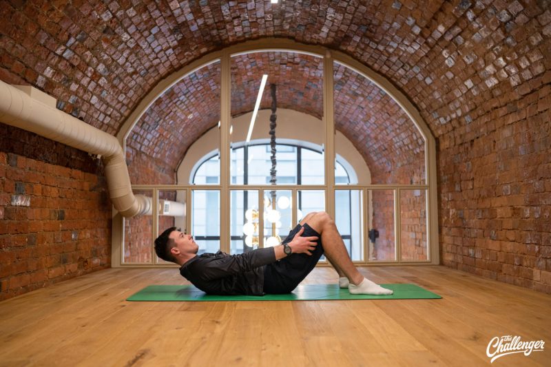 Майский челлендж: 6 упражнений для сильной спины. Изображение номер 27