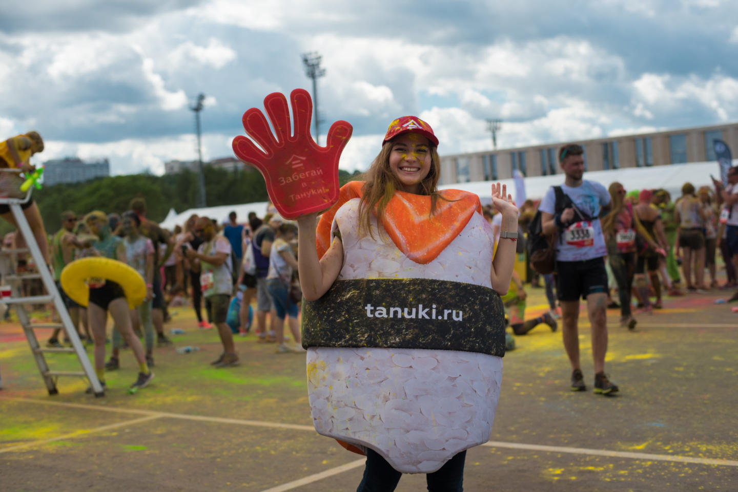 «Тануки» поддержал Красочный забег. Изображение номер 1