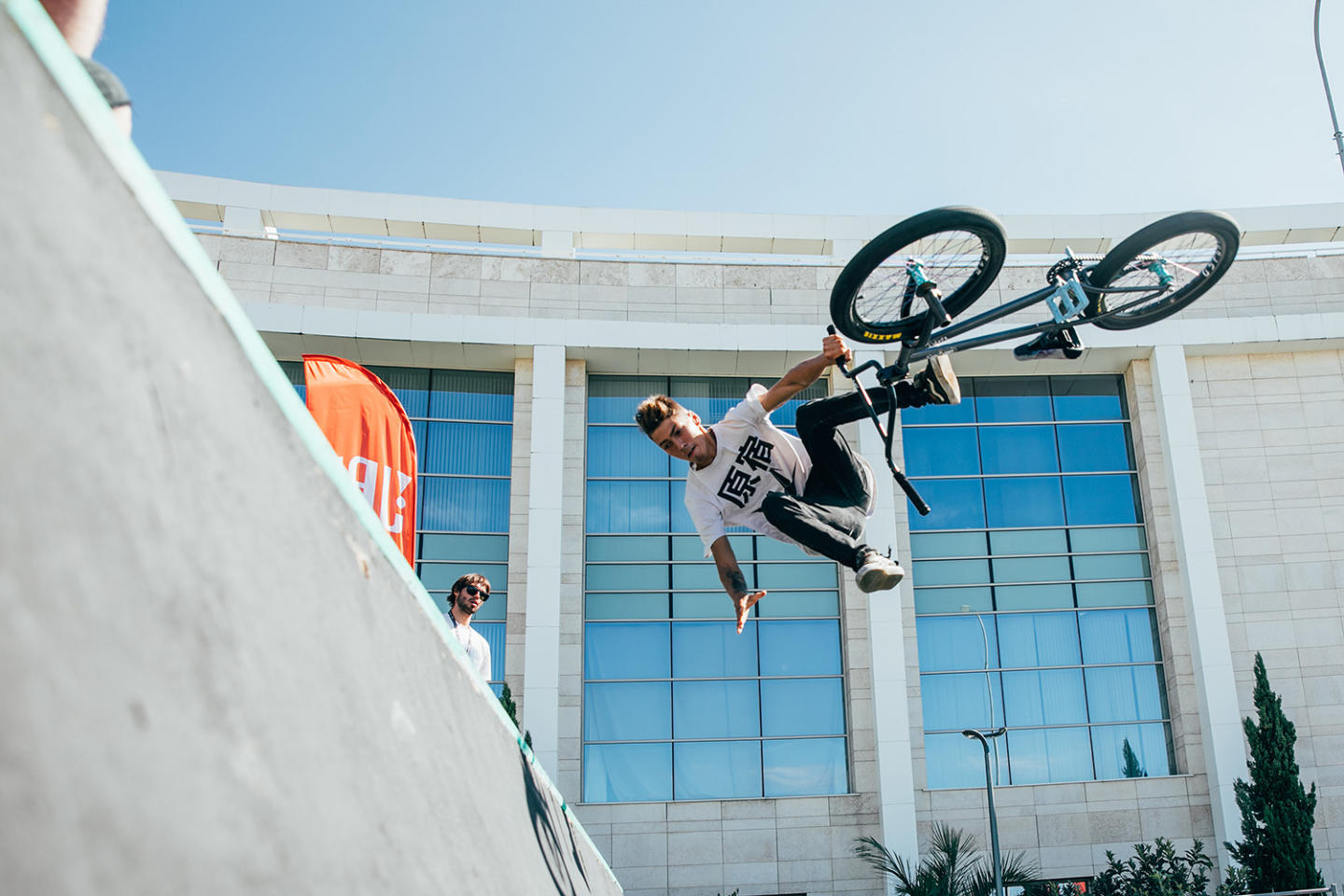 Фестиваль LocalsOnly! пройдёт в Москве, Санкт-Петербурге и Сочи. Изображение номер 1