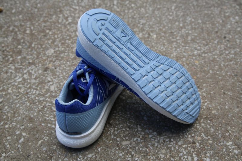 Наш выбор: кроссовки для бега Forever Floatride Energу от Reebok. Изображение номер 2