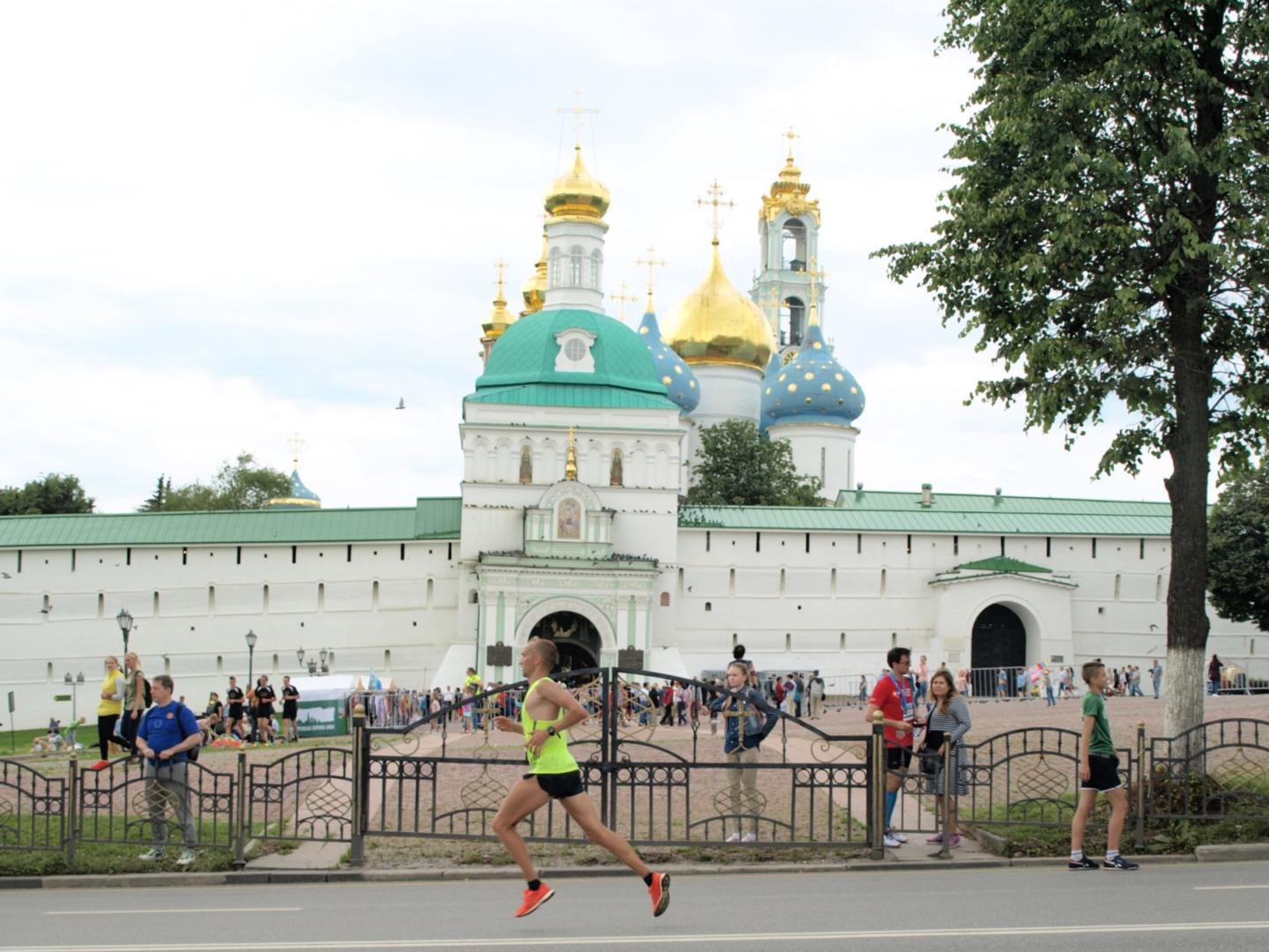 сергиев посад туристы