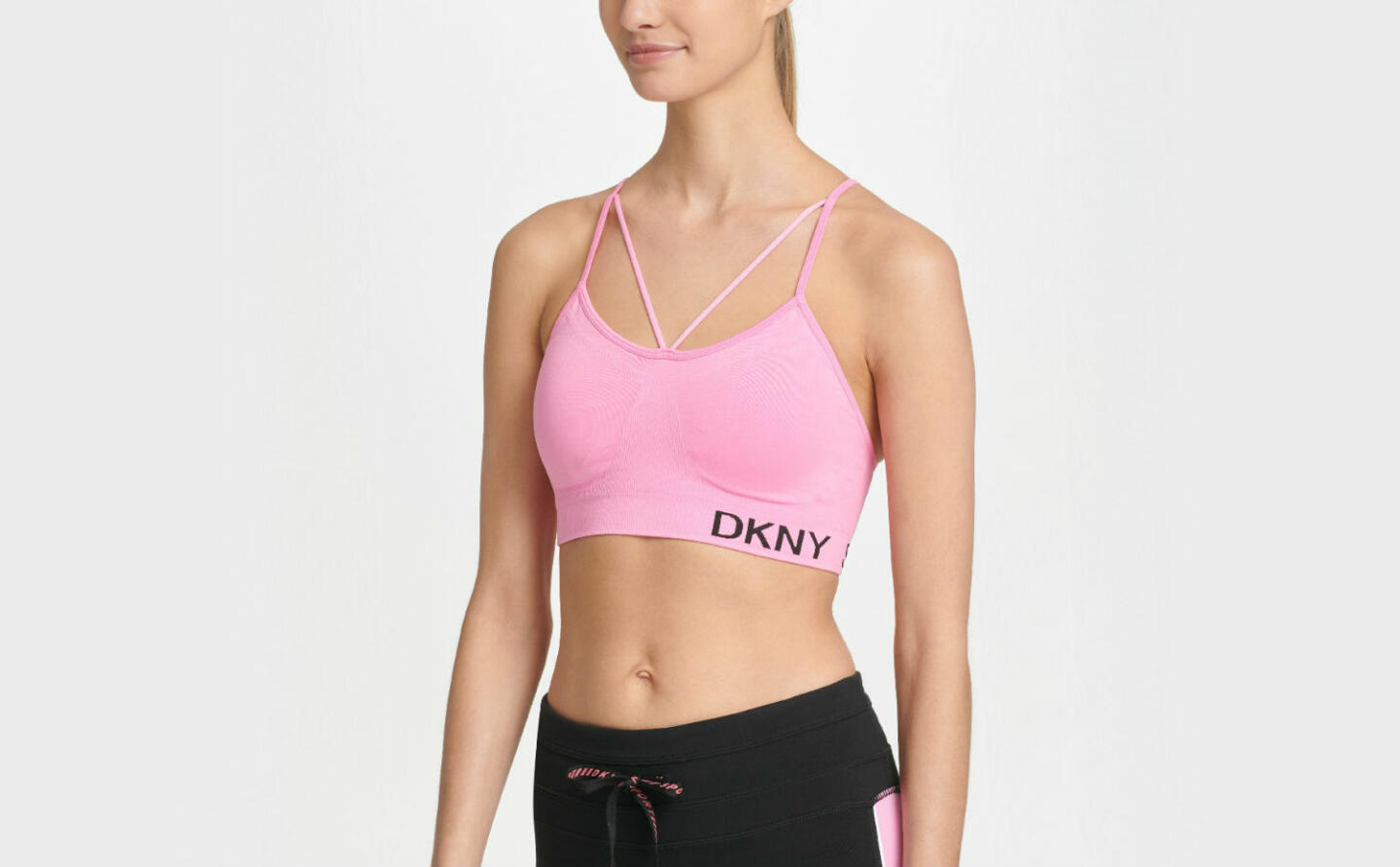 Какую спортивную одежду носить этой осенью: обзор 10 женских моделей от DKNY Sport. Изображение номер 6