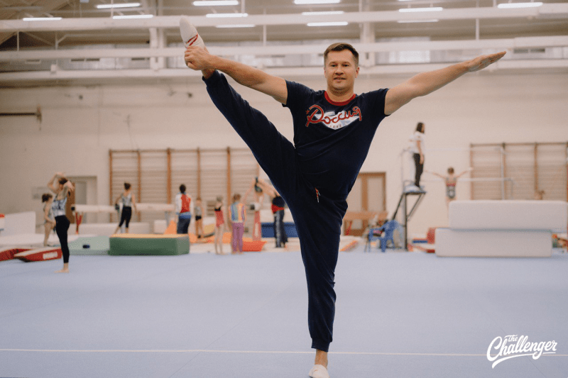 Упражнения дня: гимнастическое приветствие от олимпийского чемпиона Алексея Немова. Изображение номер 3
