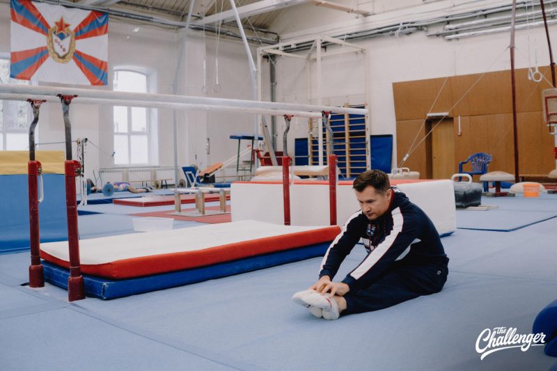 10 эффективных упражений на растяжку от олимпийского чемпиона Алексея Немова. Изображение номер 1
