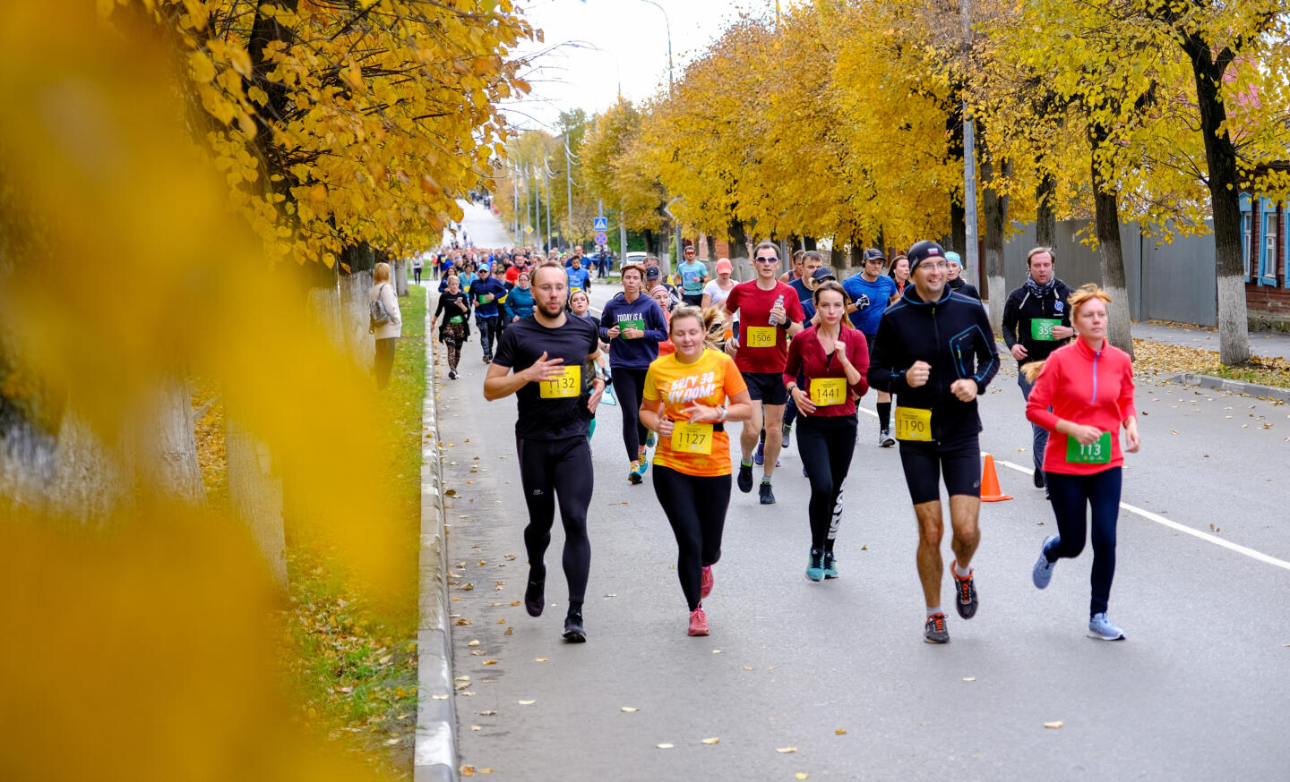 2000 человек приняли участие в серии забегов в подмосковном Серпухове. Изображение номер 4