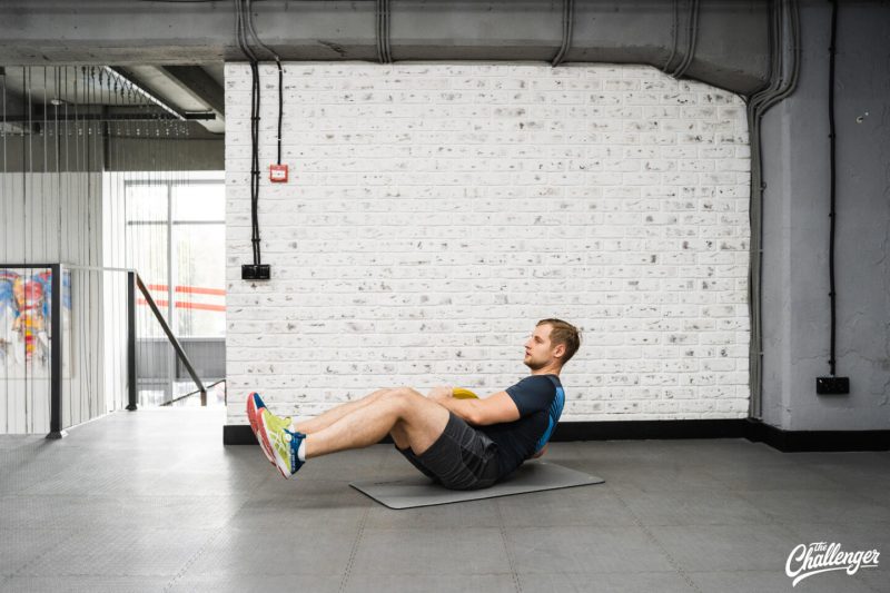 Круговая тренировка с дисками от штанги: 7 эффективных упражнений. Изображение номер 8