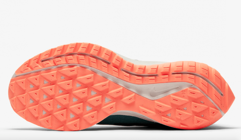 В чём бегать осенью и зимой: 7 утеплённых моделей кроссовок. Изображение номер 13