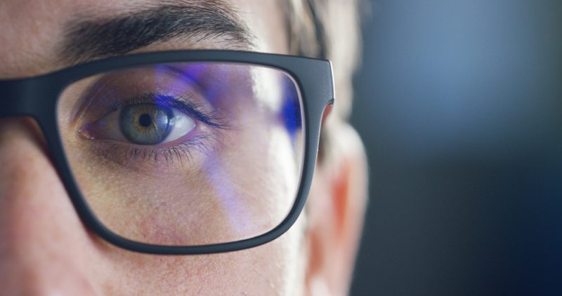 Как не испортить зрение: 10 важных вопросов офтальмологу о здоровье глаз. Изображение номер 2