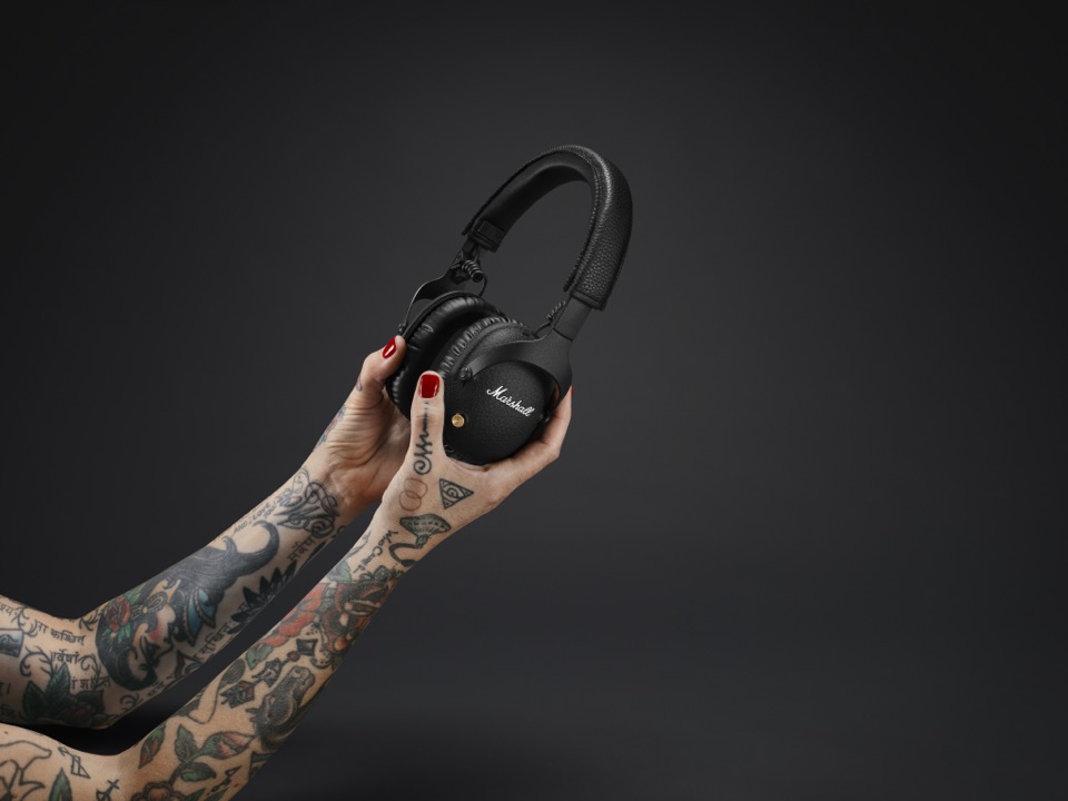 Компания Marshall представила новые беспроводные наушники. Изображение номер 1