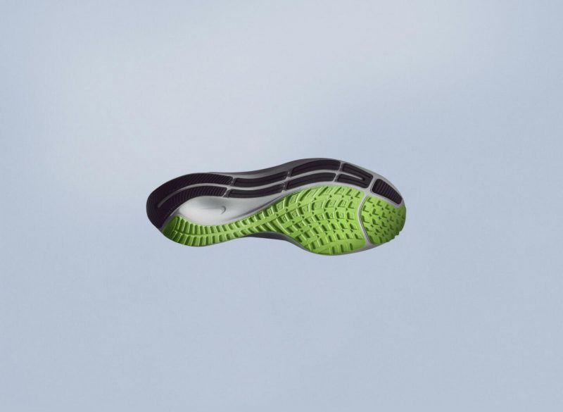 Вышла обновлённая модель кроссовок для бега Pegasus 37 от Nike. Изображение номер 1