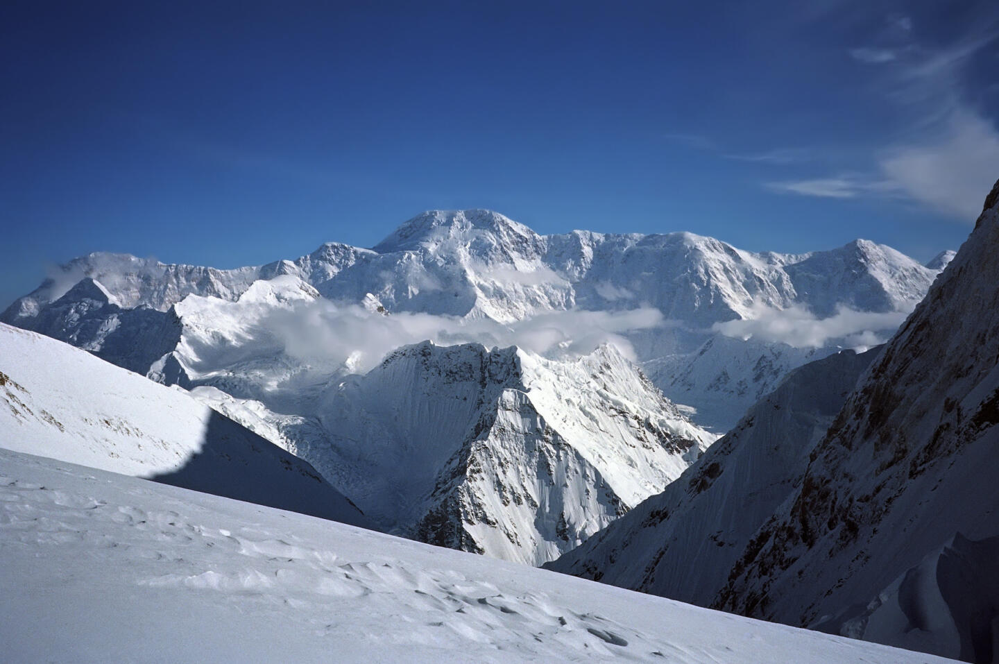Самые красивые горы России, которые нужно увидеть хотя бы раз в жизни. Изображение номер 5
