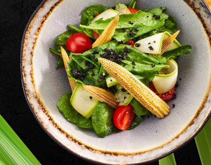 Изображение рецепта Осенний салат с кукурузой и цукини