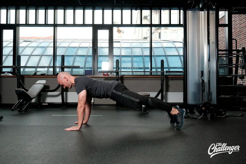 6 упражнений, которые заставят ваш пресс гореть и сделают его красивее. Изображение номер 1