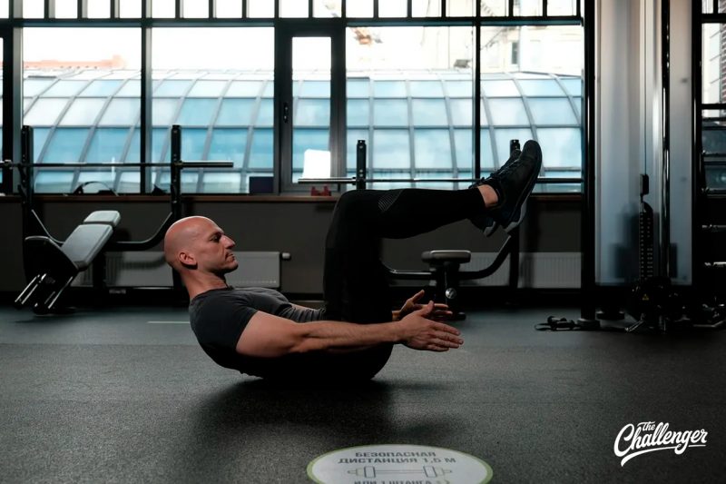 6 упражнений, которые заставят ваш пресс гореть и сделают его красивее. Изображение номер 8