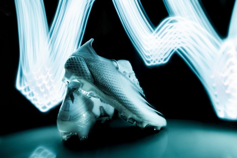 Бренд adidas представил футбольные бутсы X GHOSTED c карбоновой пластиной. Изображение номер 3