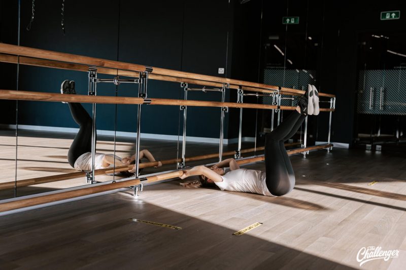 Тренировка для красивых ног и упругих ягодиц: 8 упражнений из балета. Изображение номер 11