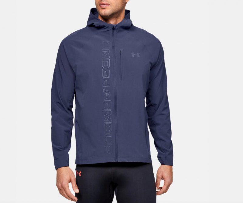 «Рассмеяться в лицо непогоде»: 8 курток, которые не промокнут под дождём. Изображение номер 7