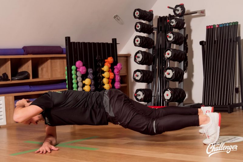 Как проработать грудные мышцы за 10 минут: простые упражнения для мужчин. Изображение номер 12