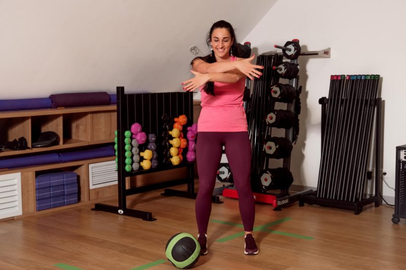 6 упражнений, которые сделают грудь красивой. Изображение номер 2