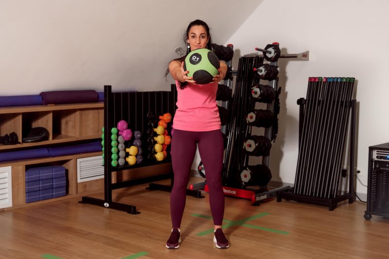 6 упражнений, которые сделают грудь красивой. Изображение номер 4