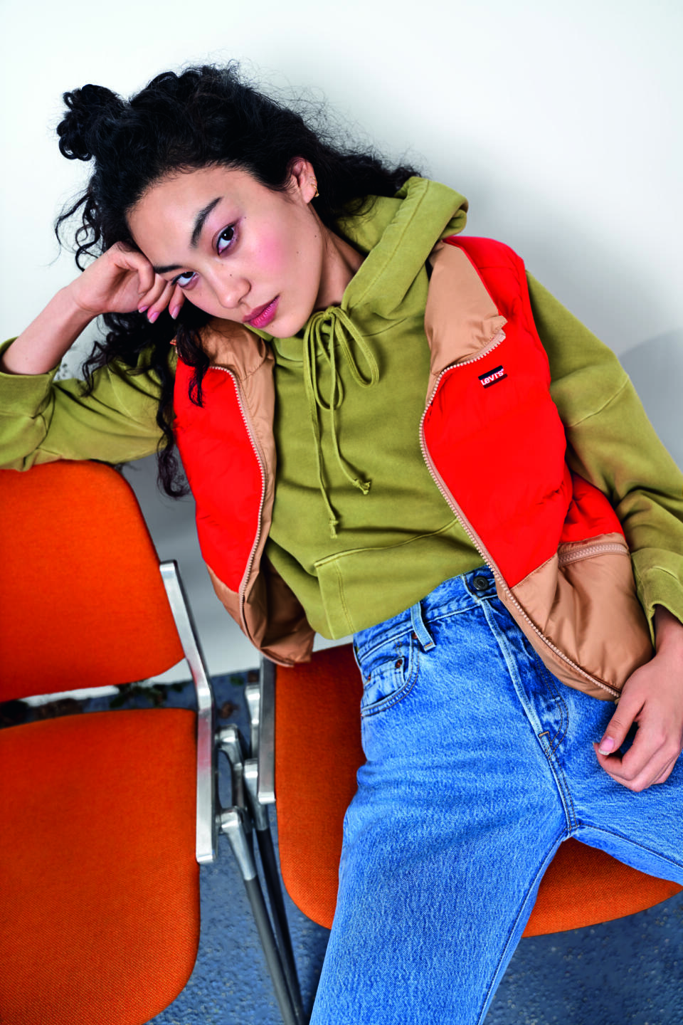 Бренд Levi’s представил экологичные пуховики и джинсы. Изображение номер 2