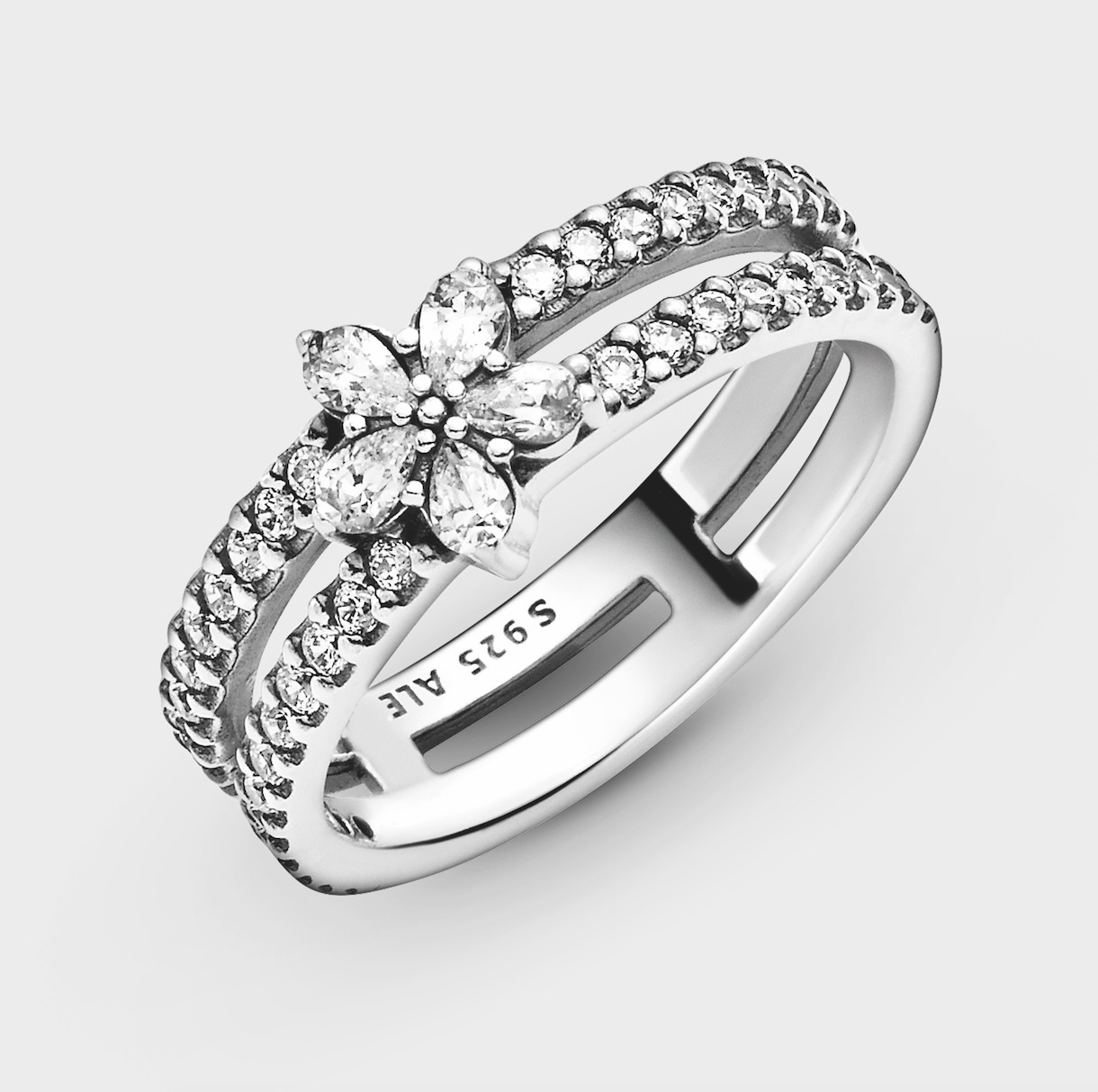 Что подарить маме на Новый год: 11 идей. Изображение номер 5