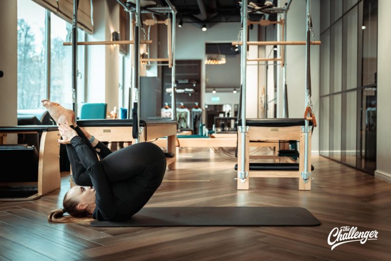 6 простых упражнений из пилатеса для развития баланса. Изображение номер 2