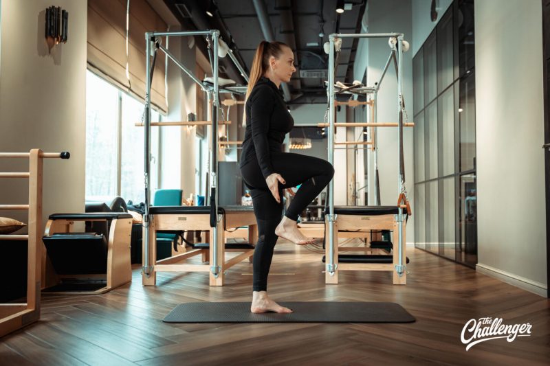 6 простых упражнений из пилатеса для развития баланса. Изображение номер 17