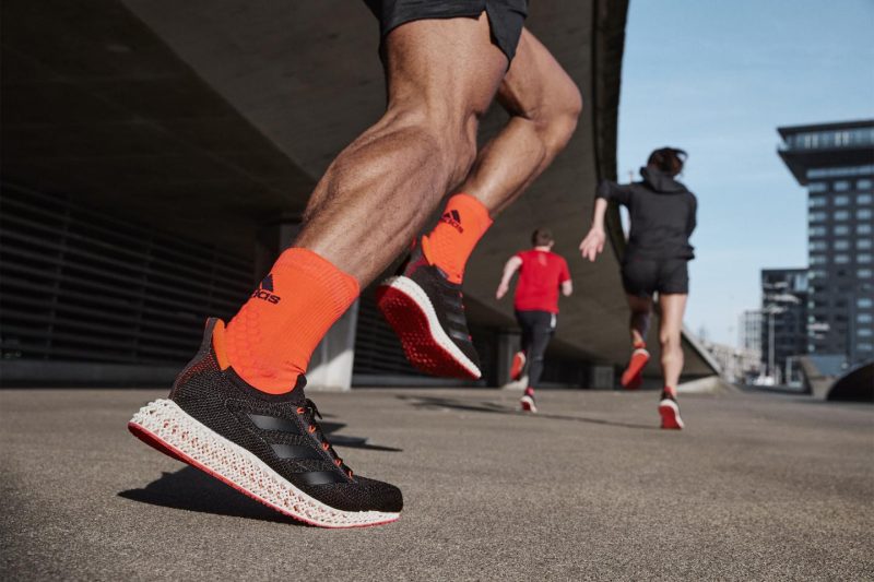 Бренд adidas представил кроссовки 4DFWD, созданные с использованием 3D-печати. Изображение номер 1