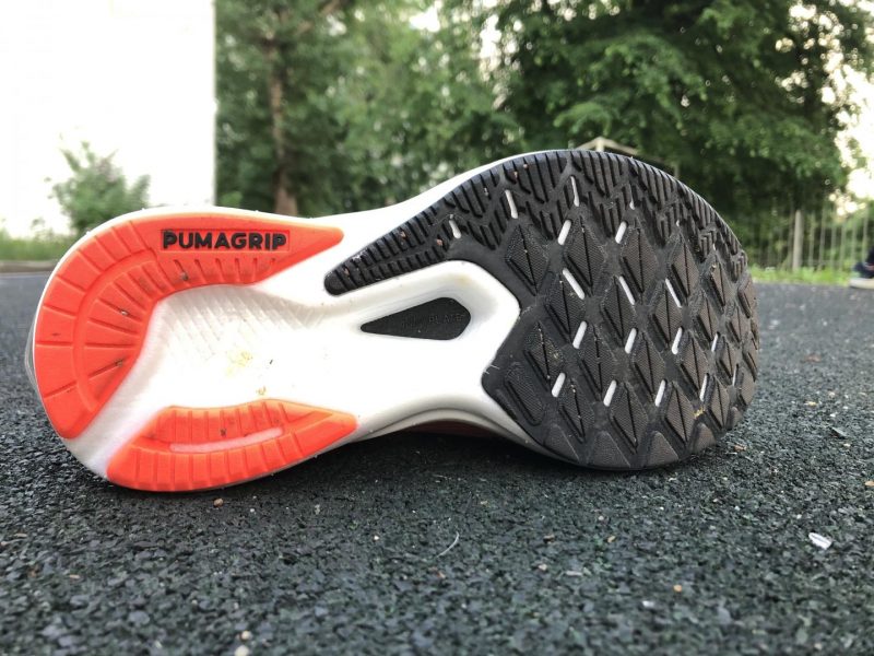 Наш выбор: Deviate NITRO — кроссовки с карбоновой пластиной от Puma. Изображение номер 7