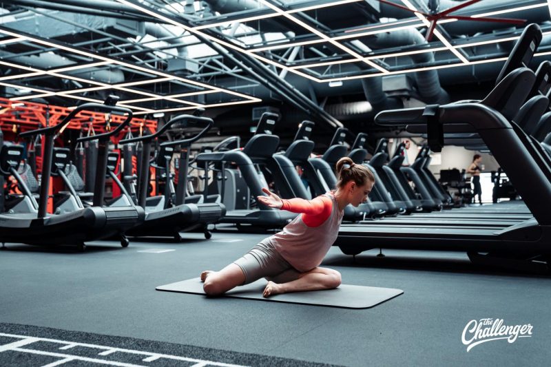 Динамическая растяжка: 5 упражнений, с которых нужно начинать тренировку. Изображение номер 11