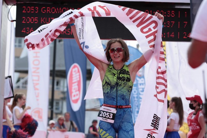 В Зеленоградске прошли международные соревнования по триатлону. Изображение номер 6