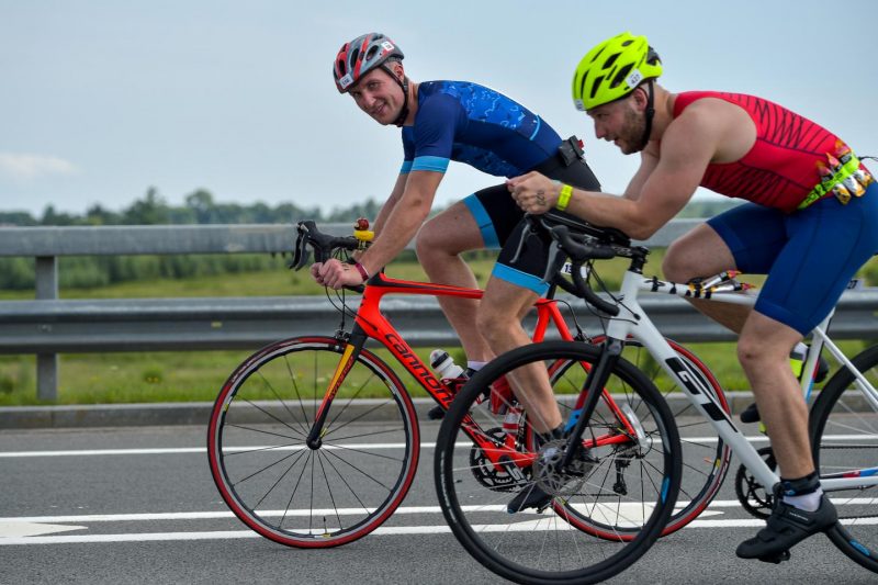 В Зеленоградске прошли международные соревнования по триатлону. Изображение номер 9