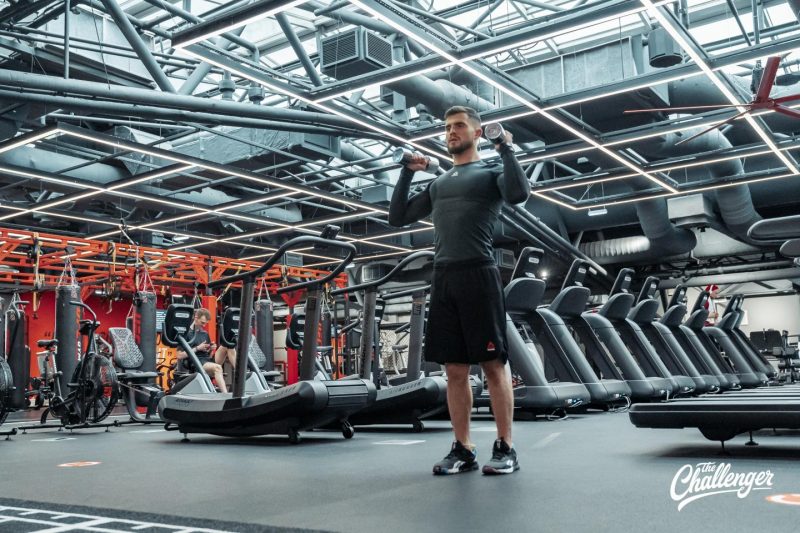 Шок-функционалка: 5 мощных упражнений для тренировки всего тела. Изображение номер 15