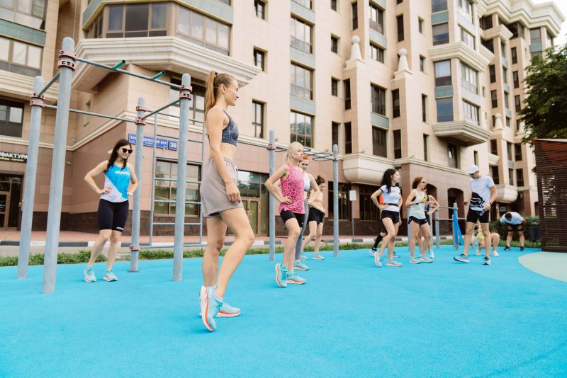 Бренд HOKA ONE ONE представил новые беговые кроссовки Clifton 8. Изображение номер 4