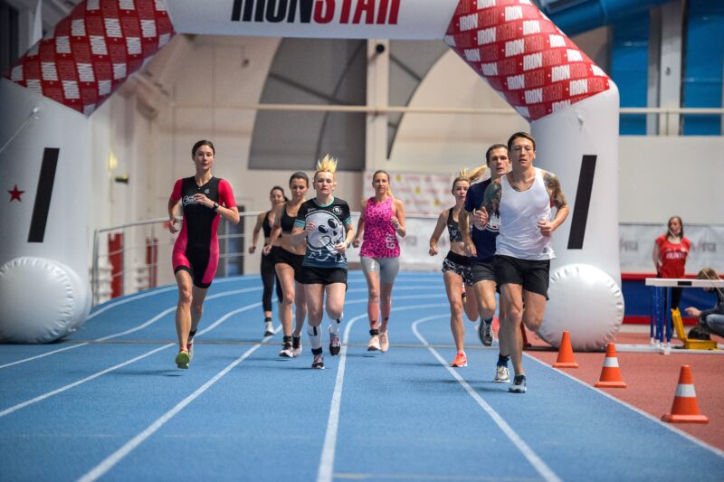 Команда The Challengers выиграла Ironstar indoor-триатлон. Изображение номер 3