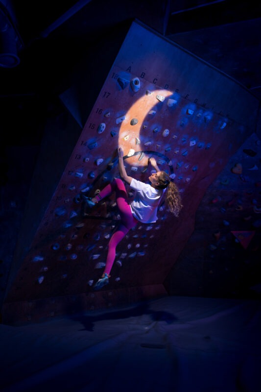 Четыре российских фотографа стали финалистами конкурса спортивной и экстремальной фотографии Red Bull Illume 2021. Изображение номер 3