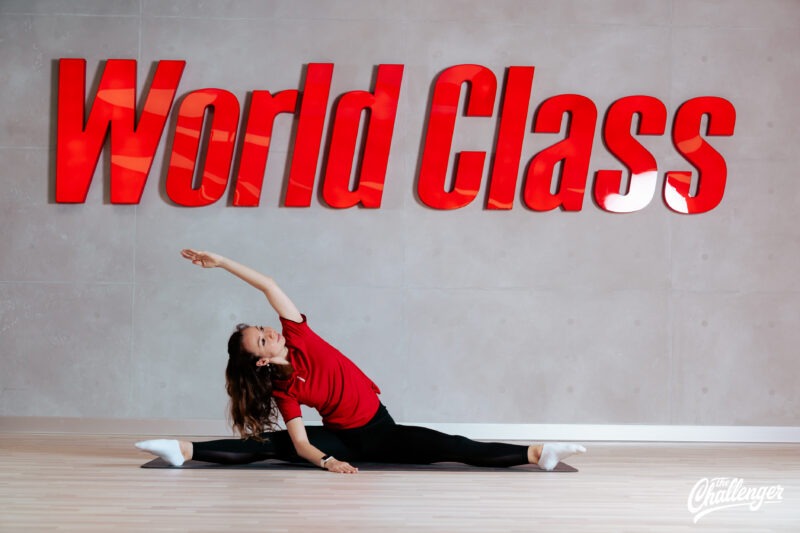 Растяжка: 7 упражнений, которые помогут расслабиться после тяжёлого рабочего дня. Изображение номер 12