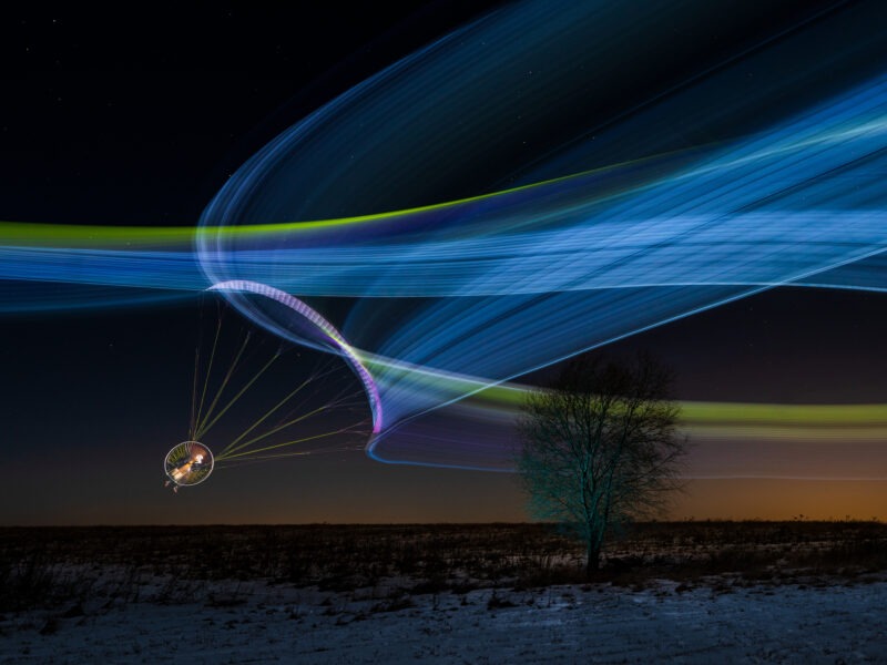 Четыре российских фотографа стали финалистами конкурса спортивной и экстремальной фотографии Red Bull Illume 2021. Изображение номер 2