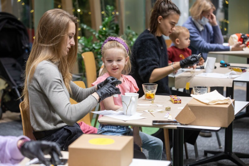В ТРЦ «МЕГА Химки» состоялся мастер-класс, посвящённый ответственному потреблению. Изображение номер 1