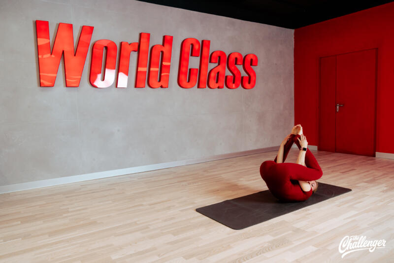 Идеальная утренняя тренировка: 7 упражнений из пилатеса, которые разбудят всё тело. Изображение номер 20